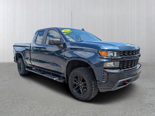 Blue Metallic 2019 Chevrolet Silverado 1500 Custom Trail Boss