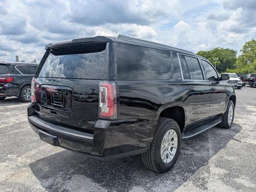 Onyx Black 2019 GMC Yukon XL SLT