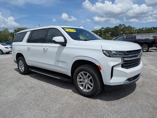 Summit White 2024 Chevrolet Suburban LT