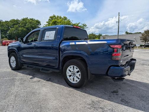 2023 Nissan Frontier SV