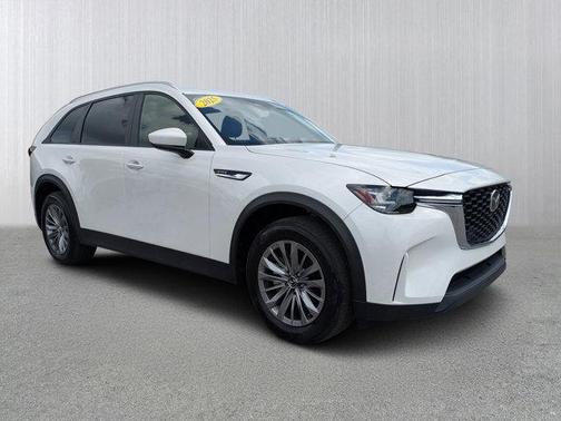 Rhodium White Premium 2025 Mazda CX-90 SE