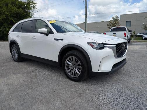 Rhodium White Premium 2025 Mazda CX-90 SE