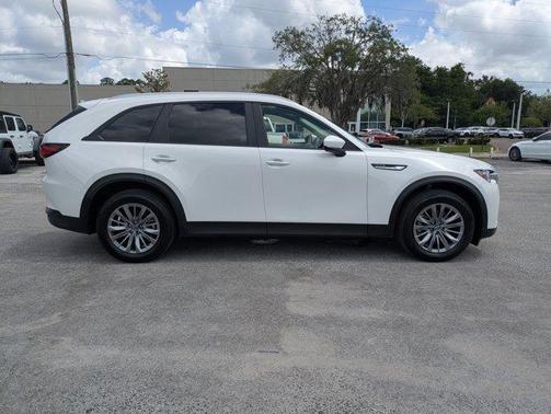 Rhodium White Premium 2025 Mazda CX-90 SE