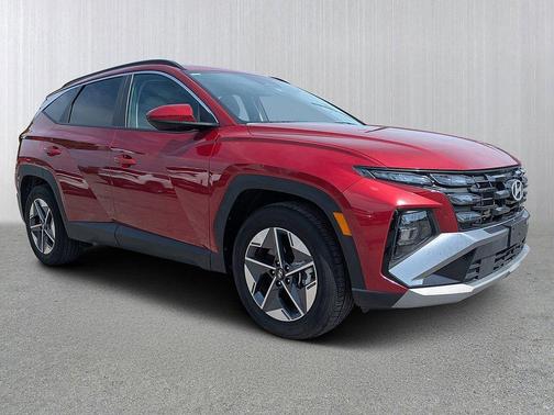 Red 2025 Hyundai TUCSON SEL