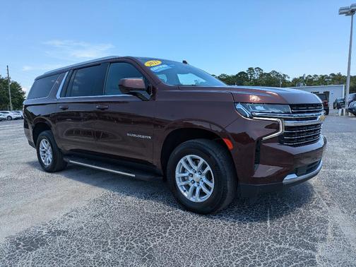 2023 Chevrolet Suburban LT