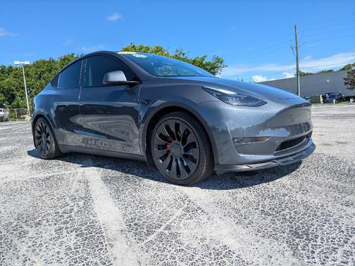 2023 Tesla Model Y Performance
