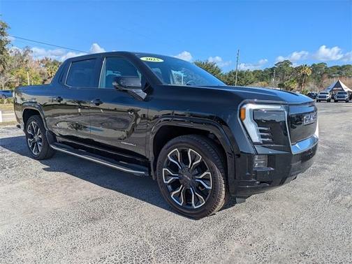 2025 GMC Sierra EV Denali