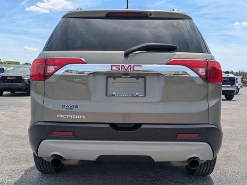Pepperdust Metallic 2019 GMC Acadia SLT-1
