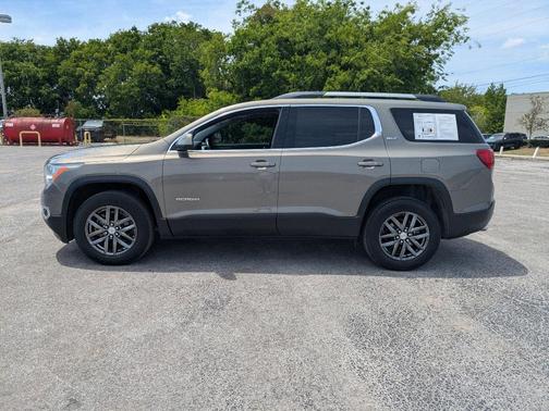 Pepperdust Metallic 2019 GMC Acadia SLT-1