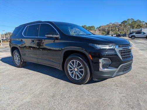 2022 Chevrolet Traverse LT Cloth