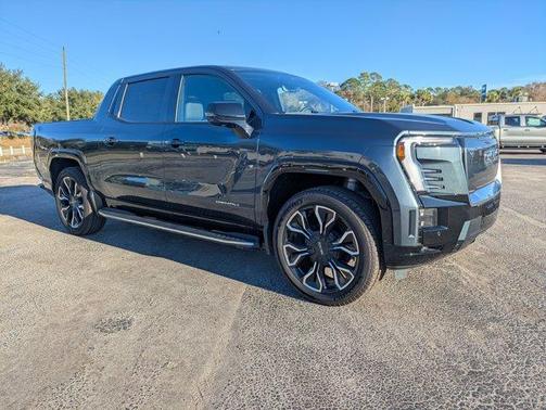 2025 GMC Sierra EV Denali