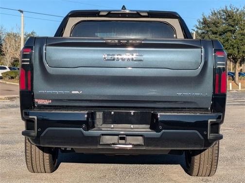 2025 GMC Sierra EV Denali