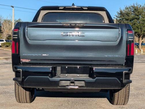 2025 GMC Sierra EV Denali
