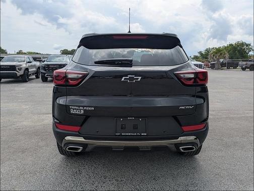 Black 2026 Chevrolet Trailblazer ACTIV