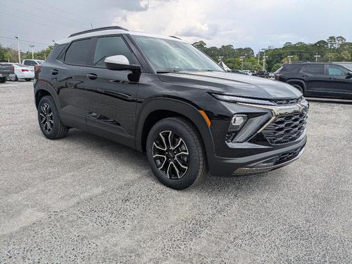 Black 2026 Chevrolet Trailblazer ACTIV