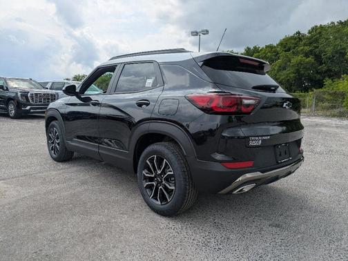 Black 2026 Chevrolet Trailblazer ACTIV