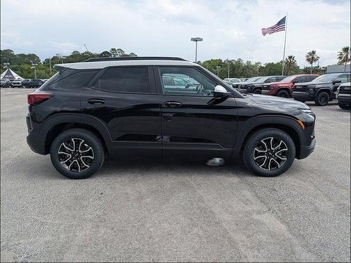 Black 2026 Chevrolet Trailblazer ACTIV
