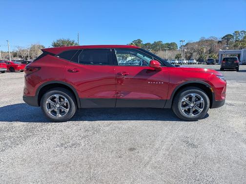 2025 Chevrolet Blazer LT