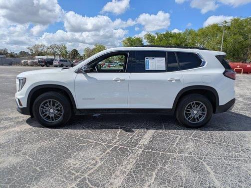 2025 GMC Acadia Elevation