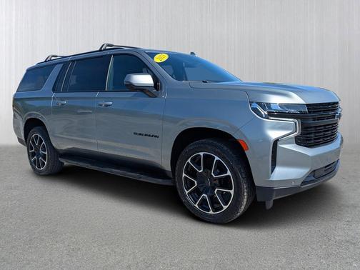 2023 Chevrolet Suburban RST