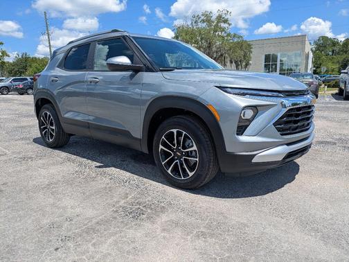 Gray 2026 Chevrolet Trailblazer LT