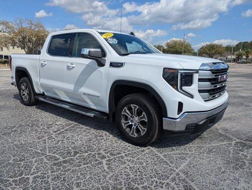 2025 GMC Sierra 1500 SLE