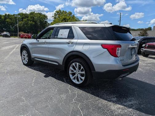 2022 Ford Explorer Platinum