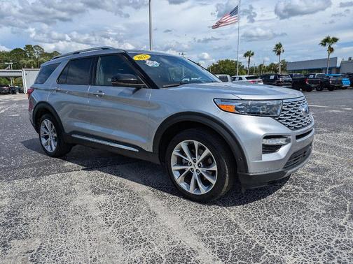 2022 Ford Explorer Platinum