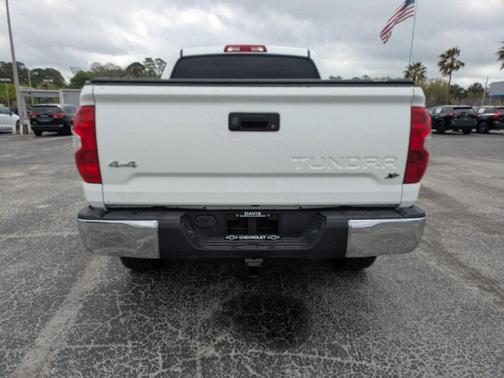 2015 Toyota Tundra SR5