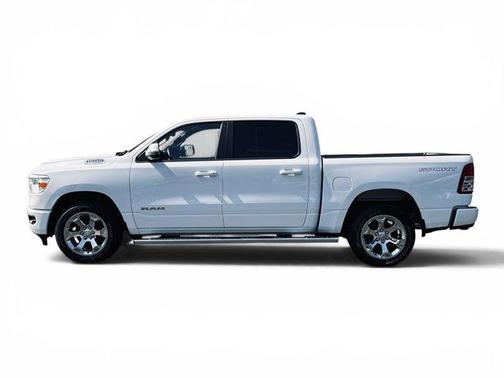 Bright White Clearcoat 2023 RAM 1500 Big Horn