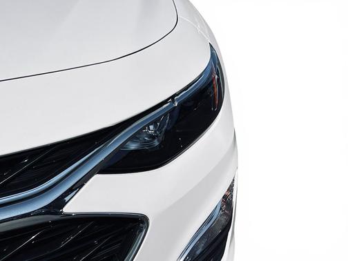 Summit White 2025 Chevrolet Malibu RS