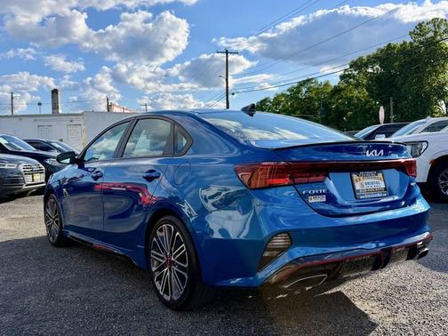 Sporty Blue 2022 Kia Forte GT