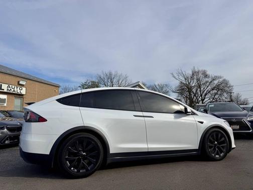 2022 Tesla Model X Dual Motor All-Wheel Drive