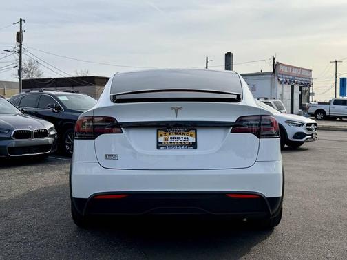 2022 Tesla Model X Dual Motor All-Wheel Drive