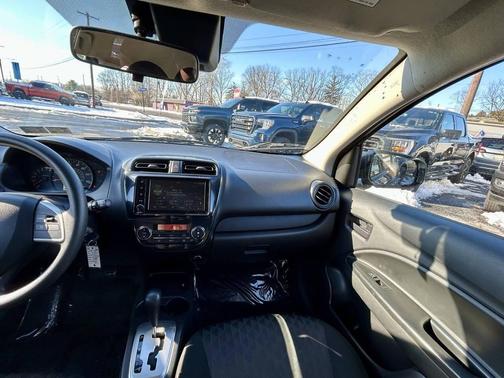 2024 Mitsubishi Mirage ES