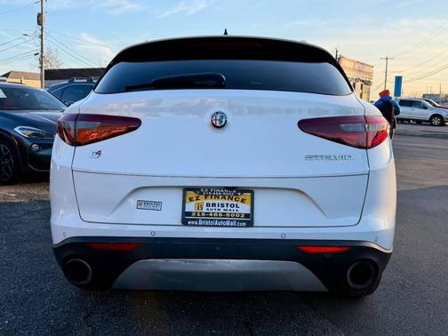 Alfa White 2020 Alfa Romeo Stelvio Base