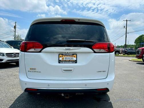 2017 Chrysler Pacifica Limited