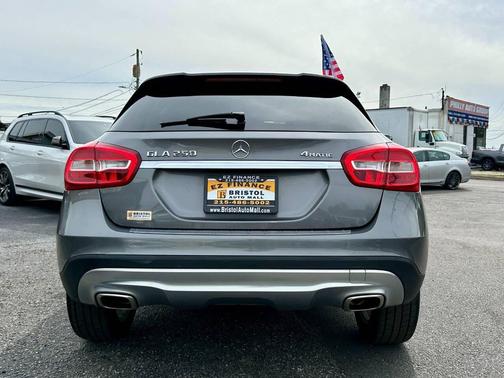 2016 Mercedes-Benz GLA-Class 4MATIC