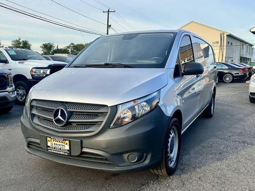 2022 Mercedes-Benz Metris Base