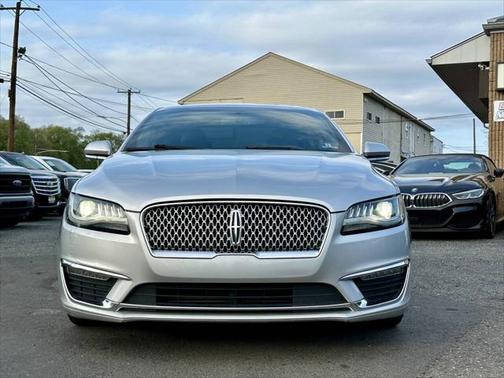 2017 Lincoln MKZ Base