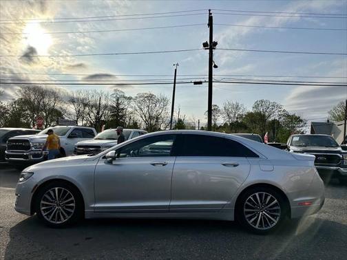 2017 Lincoln MKZ Base