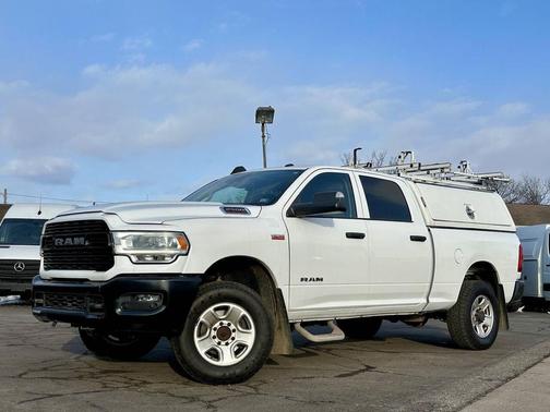 2019 RAM 2500 Tradesman Crew Cab 4x4 6'4' Box