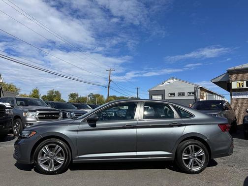 2022 Volkswagen Jetta 1.5T SE