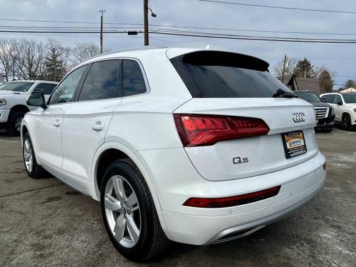 2019 Audi Q5 2.0T Premium Plus