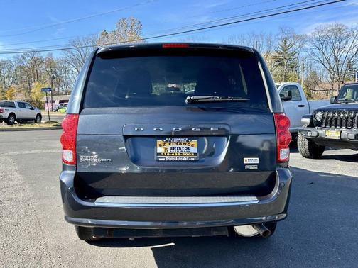 2009 Chrysler Town & Country Touring