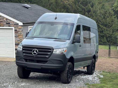 2023 Mercedes-Benz Sprinter 2500 Standard Roof