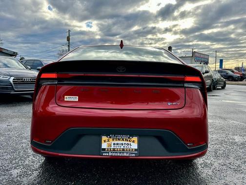 2023 Toyota Prius LE