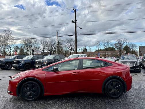 2023 Toyota Prius LE