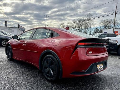 2023 Toyota Prius LE