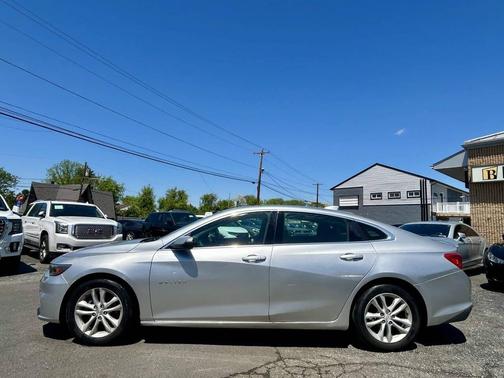 Silver Ice Metallic 2016 Chevrolet Malibu 1LT
